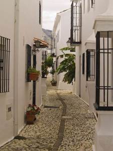 230814 Nota Calles Colores Fuengirola 2