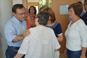 Carmen Segura y Miguel Ángel durante su visita a AFA
