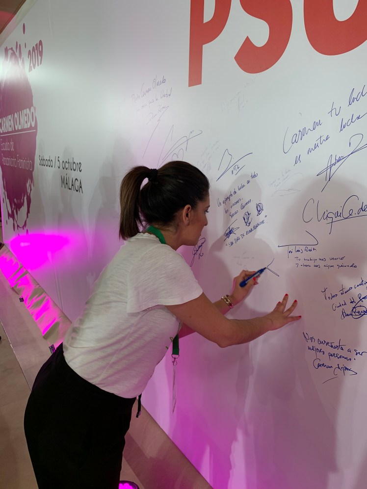 99DE0EFB-CF4F-457E-8A77-5BB6A564944E